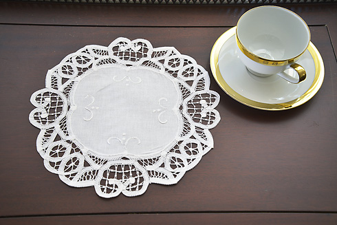 White Princess Battenburg Lace 10" Round Doilies (6 pieces)